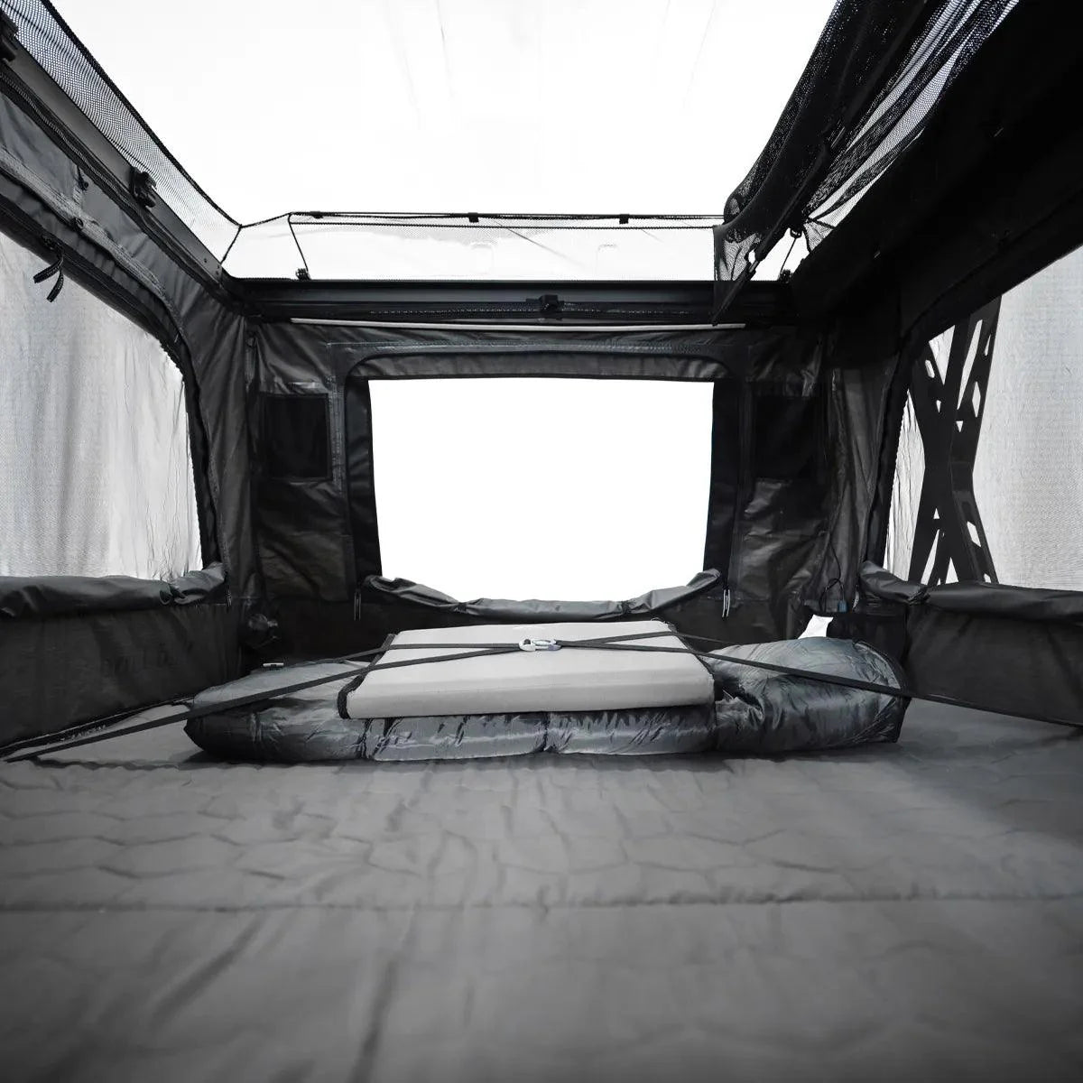 Sky Rover Roof Tent With Transparent Roof And 360 View
